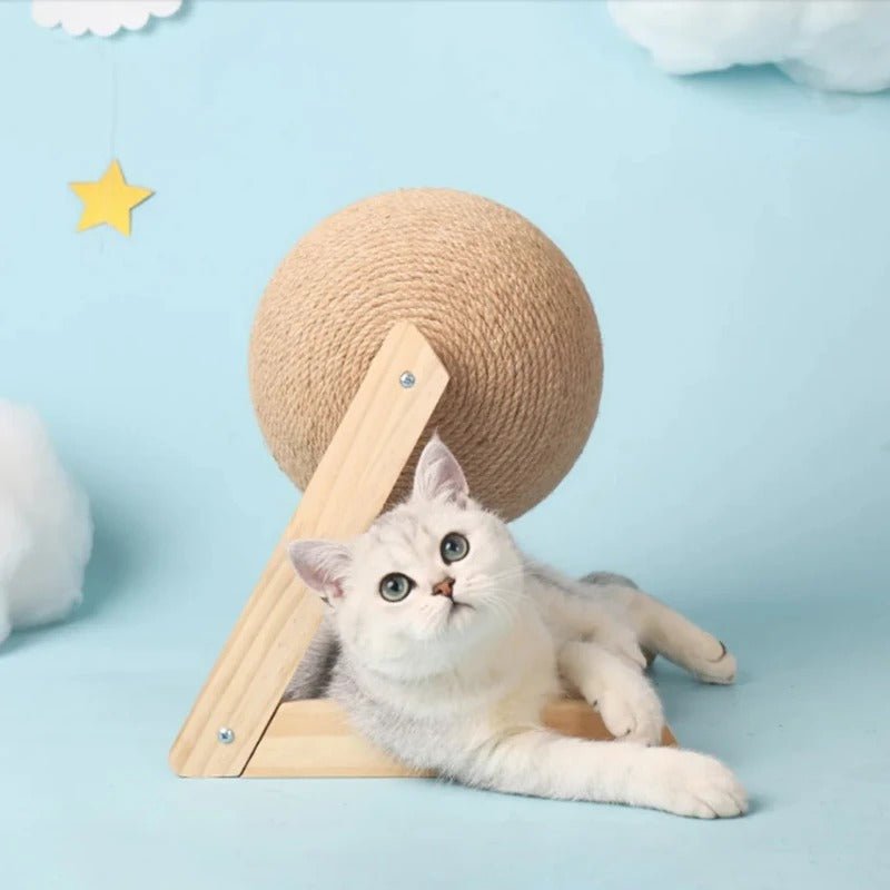 Griffoir boule pour chat | GriffBall - Woufie
